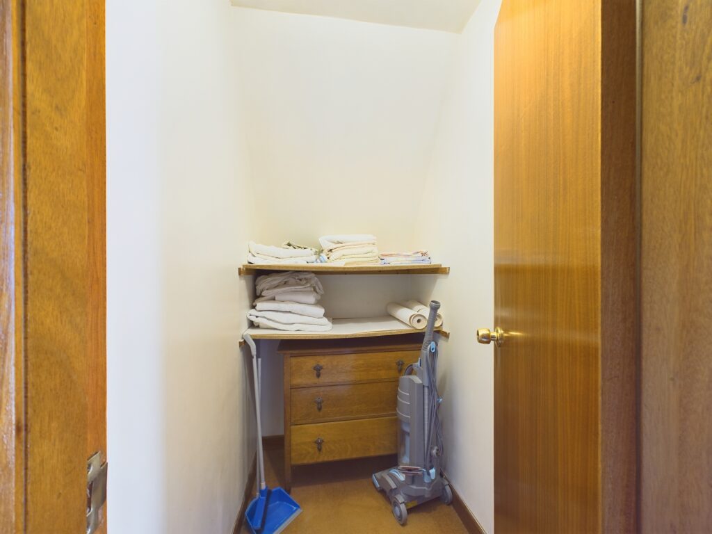 CAM02033G0-PR0017-STILL050