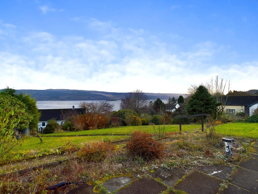 CAM02033G0-PR0021-STILL006