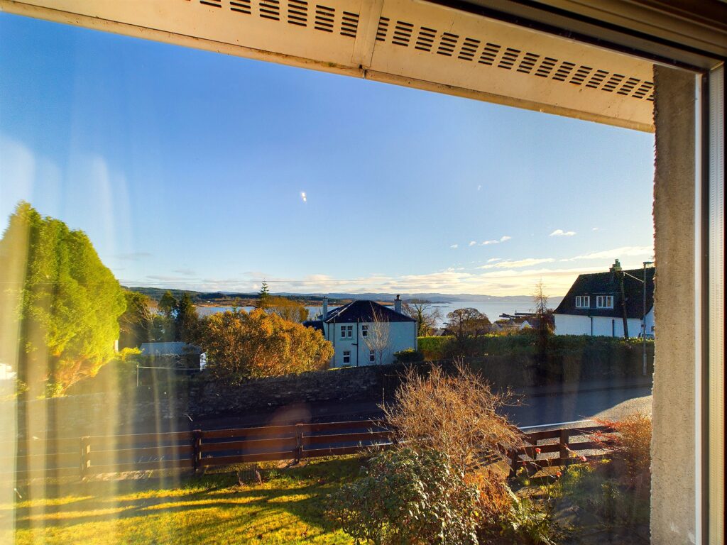 CAM02033G0-PR0095-STILL003