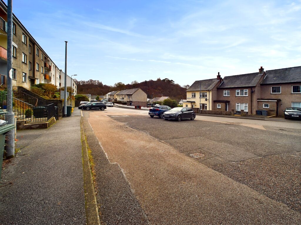 CAM02033G0-PR0098-STILL013